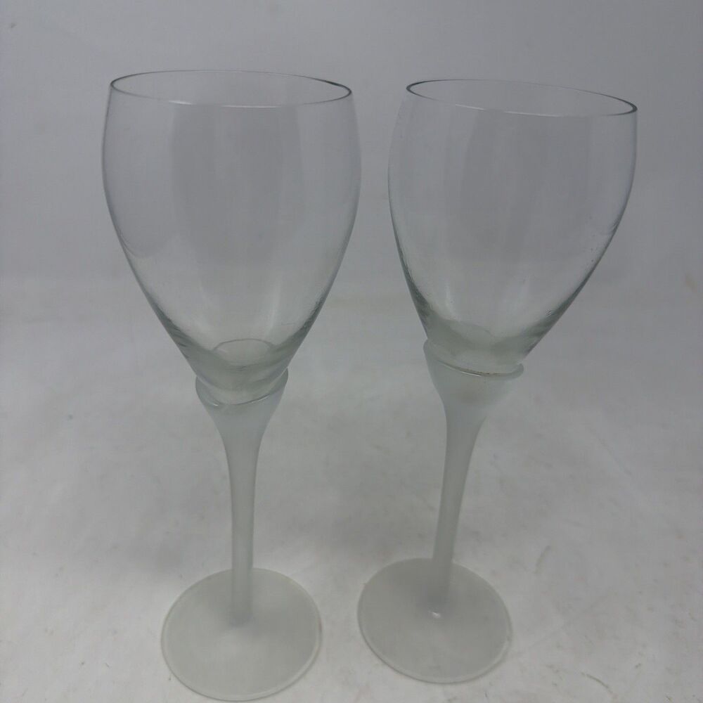 Set of 2 Colony Crystal White Frosted Stem Amaryllis Wine Glasses Flutes 9”
